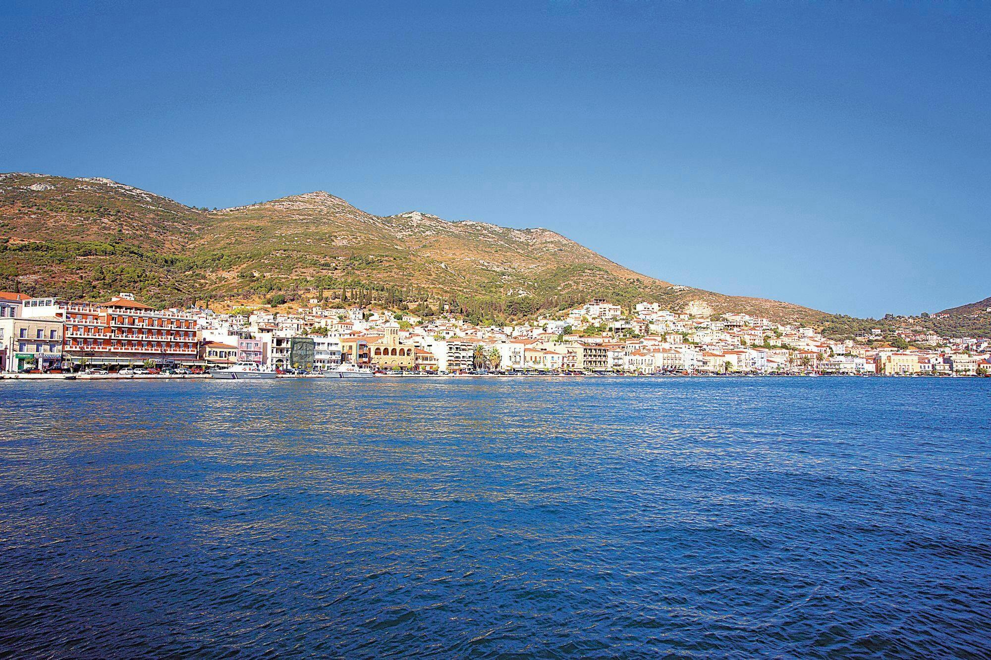 Kefalonia & Ithaca Day Cruise