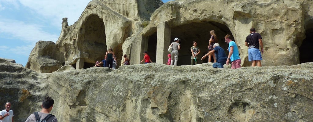 Ciudad de cuevas Uplistsikhe guiada y Parque Nacional Borjomi-Kharagauli