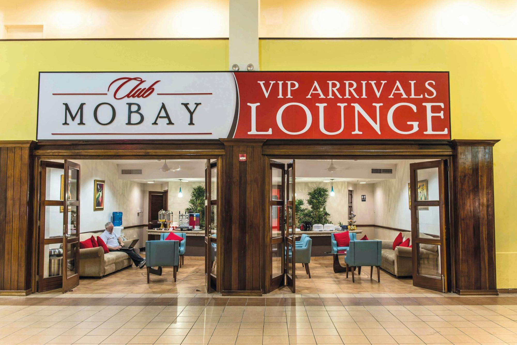 Salon VIP Club Mobay de l'aéroport de Montego Bay