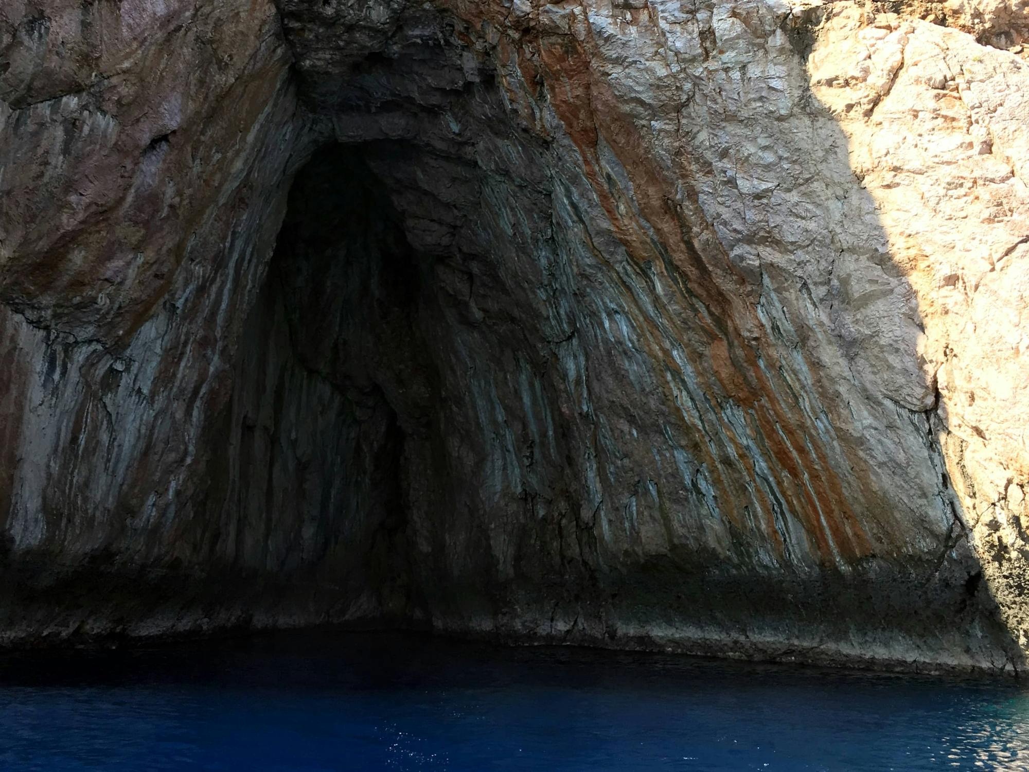 Half-day Menies Beach, Hironisia Bay & Theodorou Boat Cruise