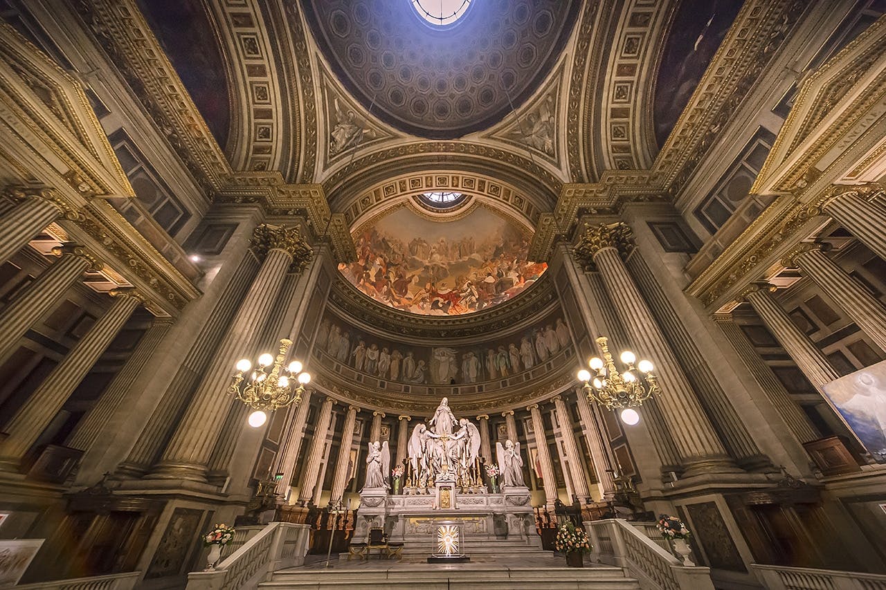 La Madeleine altar.jpg