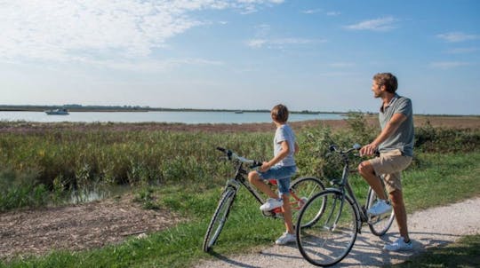 Tour guidato in bici dell'Oasi Naturale di Vallevecchia con aperitivo del pescatore