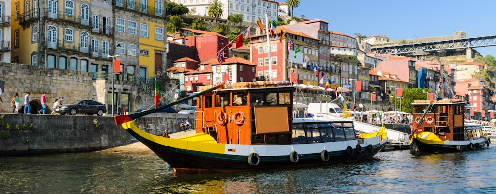 Porto sightseeing per tuk-tuk en cruise over zes bruggen over de rivier de Douro
