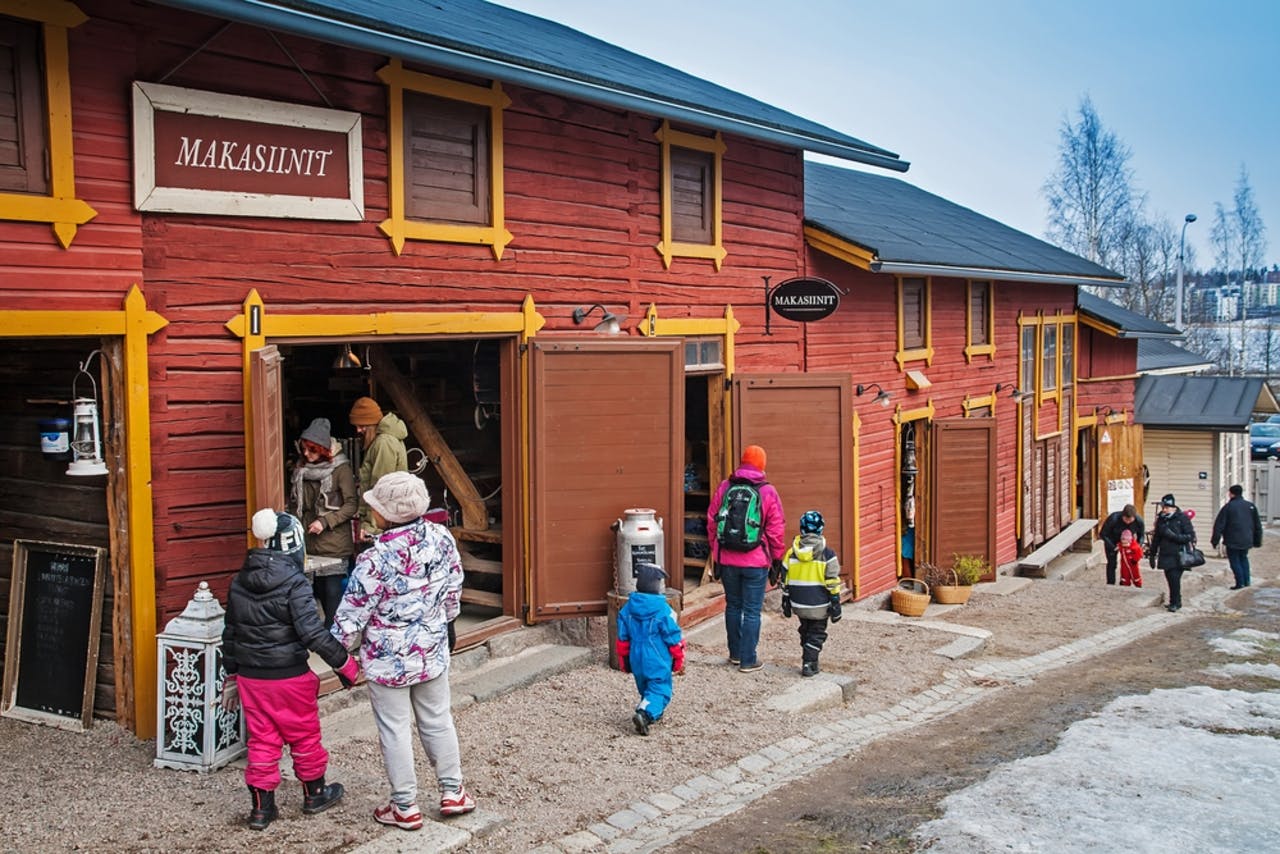 Family walking tour in Jyväskylä