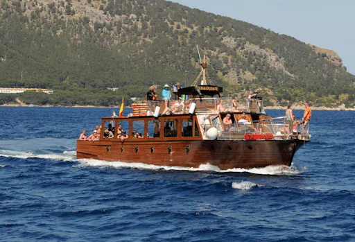 Robinson Adventure Boat Cruise With Transfer from the North of Majorca