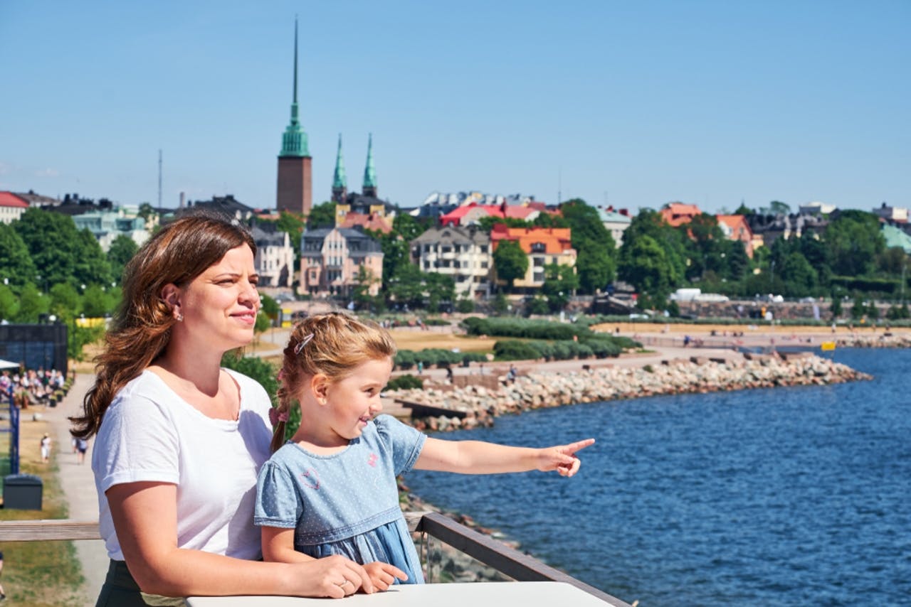 Rodzinna wycieczka piesza po Helsinkach