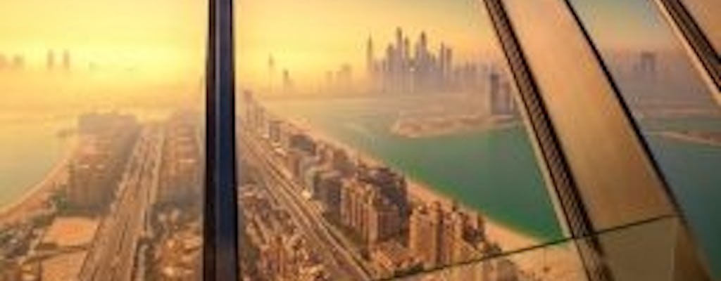 Entrada para o The View no The Palm Level 52 com bebidas em Dubai