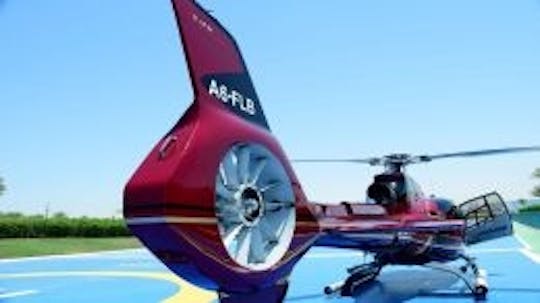 Iconische rit van 17 minuten per helikopter in Dubai