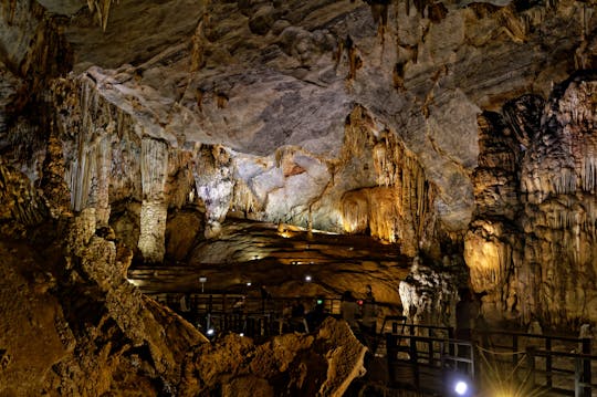 Viaje de 3 días a Hue, Vinh Moc y Paradise Cave desde Hoi An