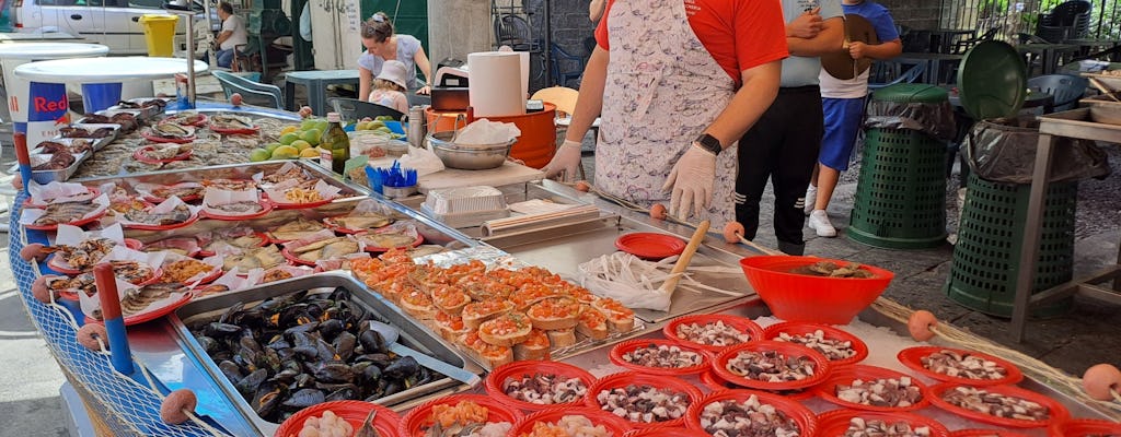 Excursão guiada de comida de rua a pé de 3 horas em Catânia