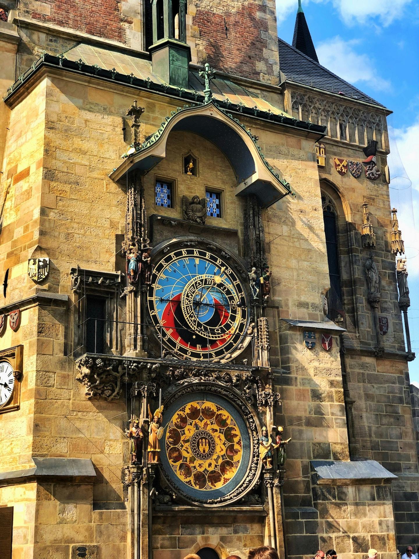 Prague guided tour with Old Town, Jewish Quarter, and Charles bridge