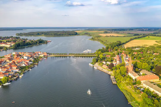 Malchow canal trip to Plauer See lake
