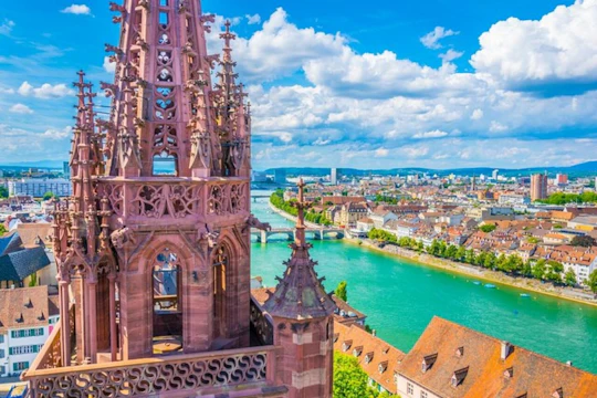 2-hour romantic tour in Basel