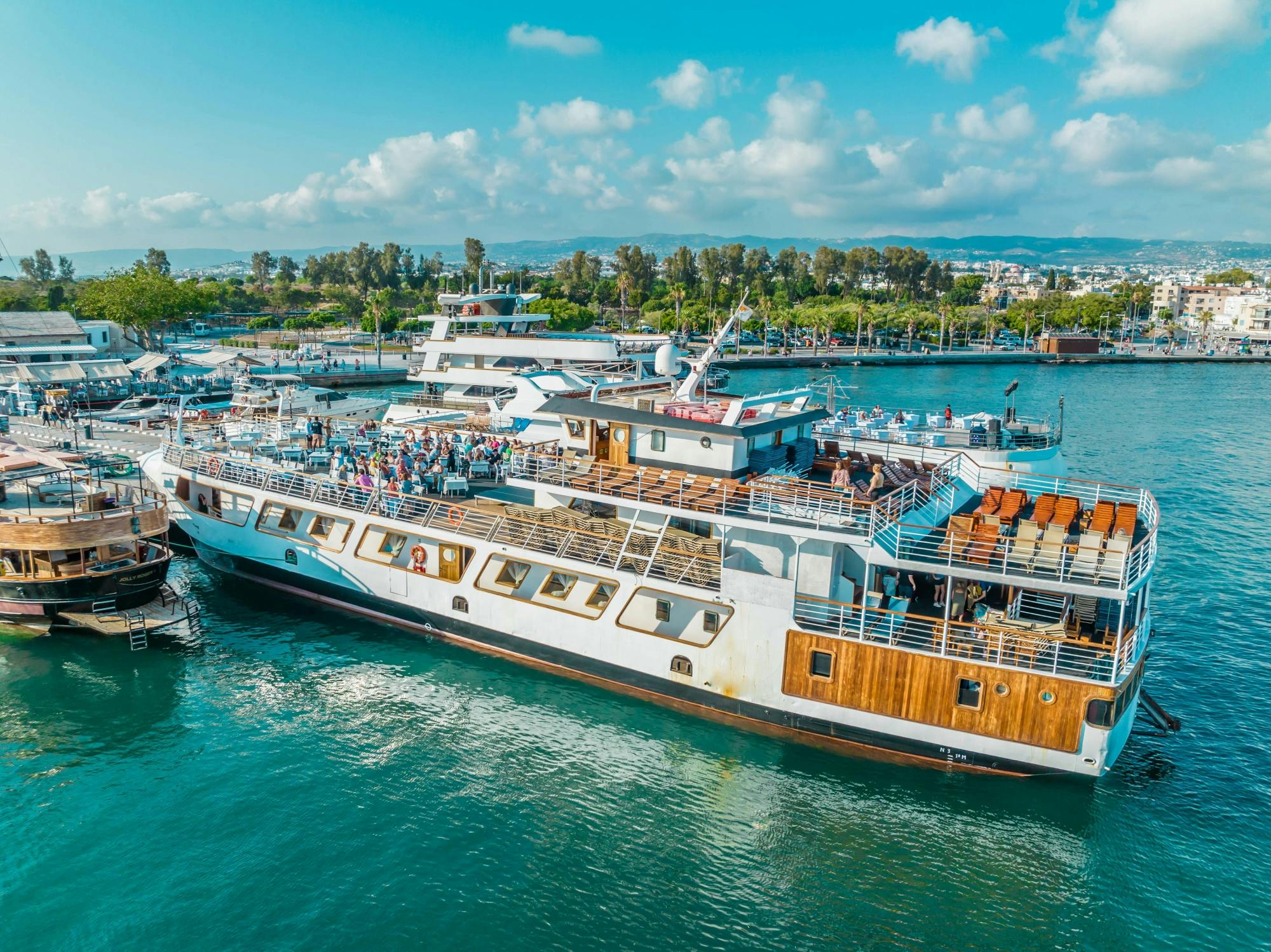 Wave Dancer Sunset Cruise with Stardust Variety Show