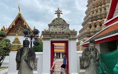 Gustos y templos a lo largo del tour privado Chao Phraya