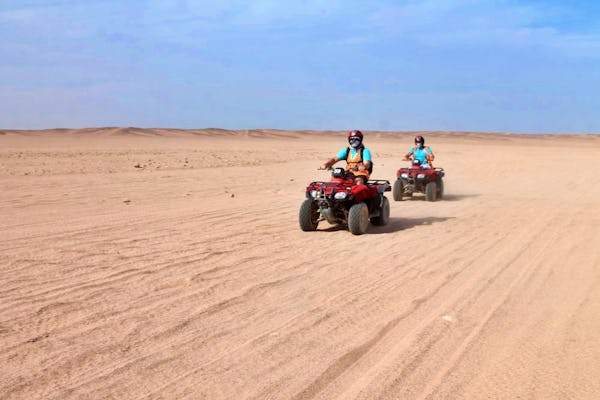 Balade en quad dans le désert d'Hurghada avec dégustation de thé bédouin