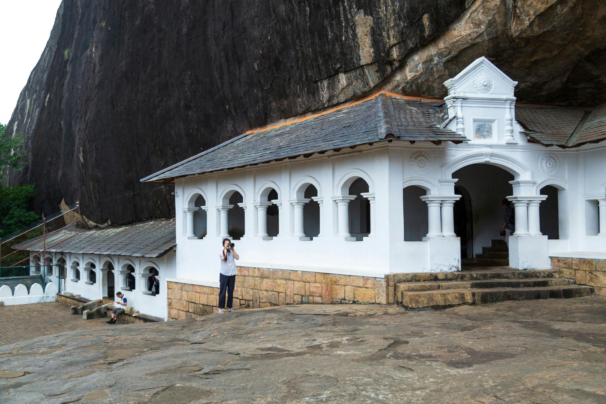 Dambulla Cave Temple and Pidurangala Rock Tour