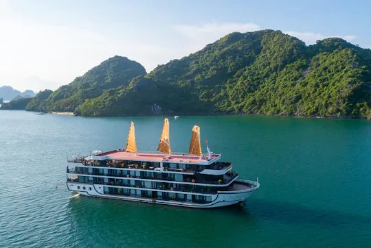 Cruzeiro de dois dias em Ha Long saindo de Hanói