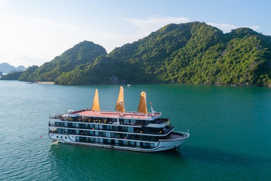 Ha Long tweedaagse cruise vanuit Hanoi