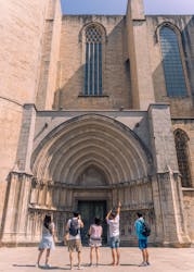 Viagem de um dia para grupos pequenos a Girona e Costa Brava saindo de Barcelona