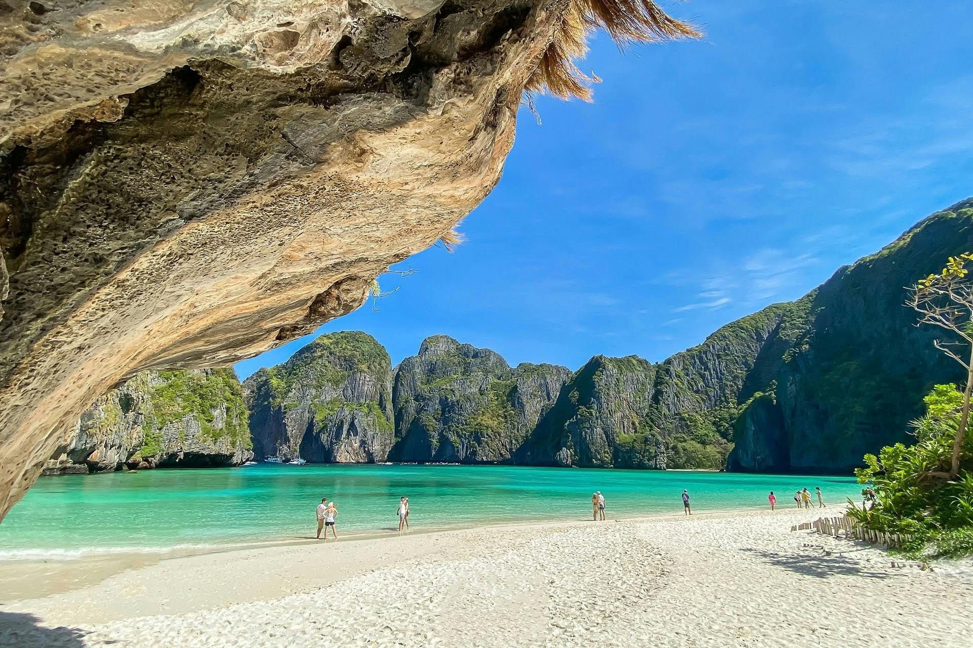 Passeio de um dia de mergulho com snorkel de Phuket para Phi Phi e Ilhas de Bambu