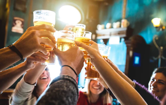 Self-guided interactive pub trail in Eindhoven with online app