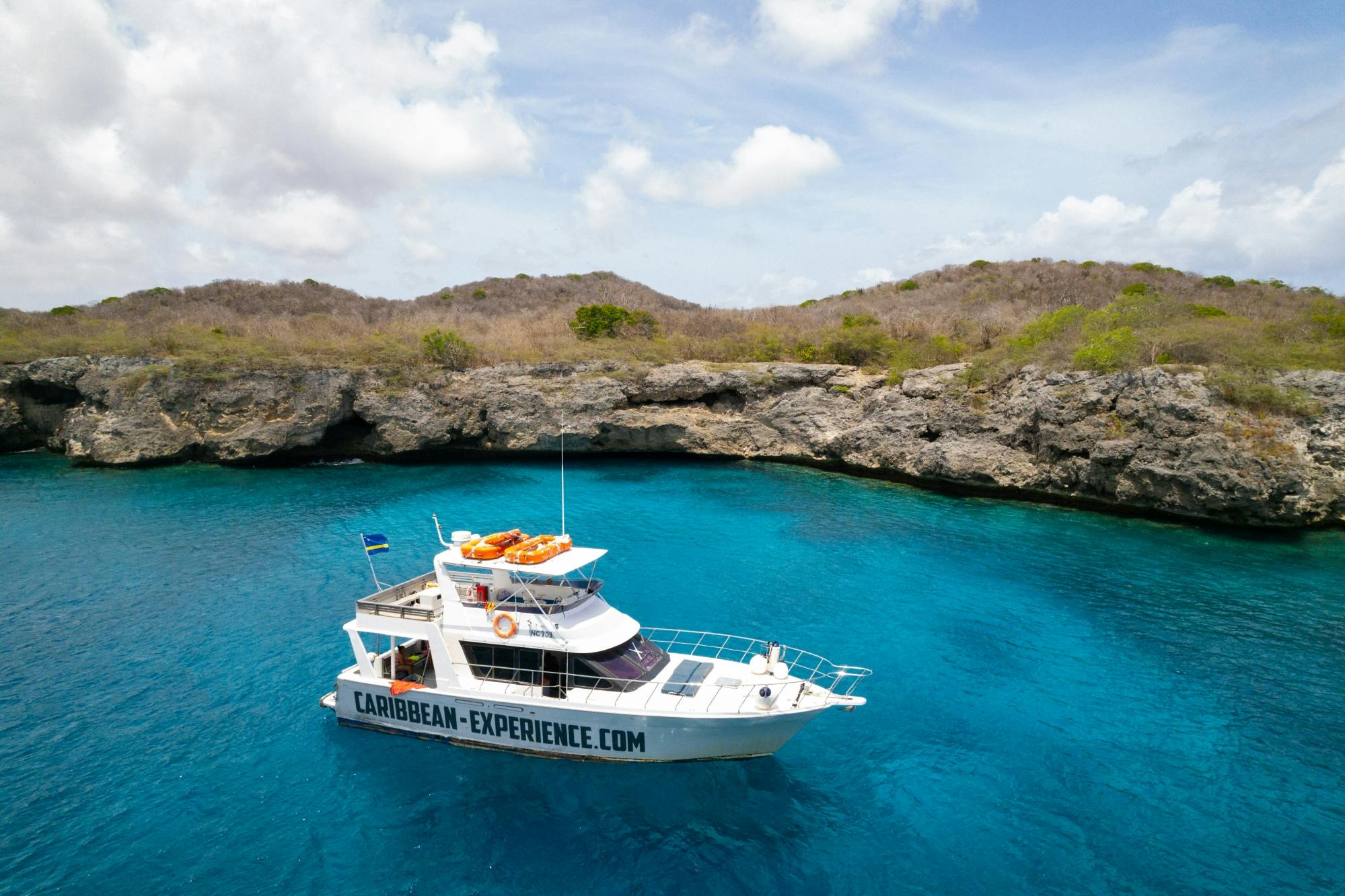 Sleepboot en blauwe kamer snorkel tour Caraïben ervaring