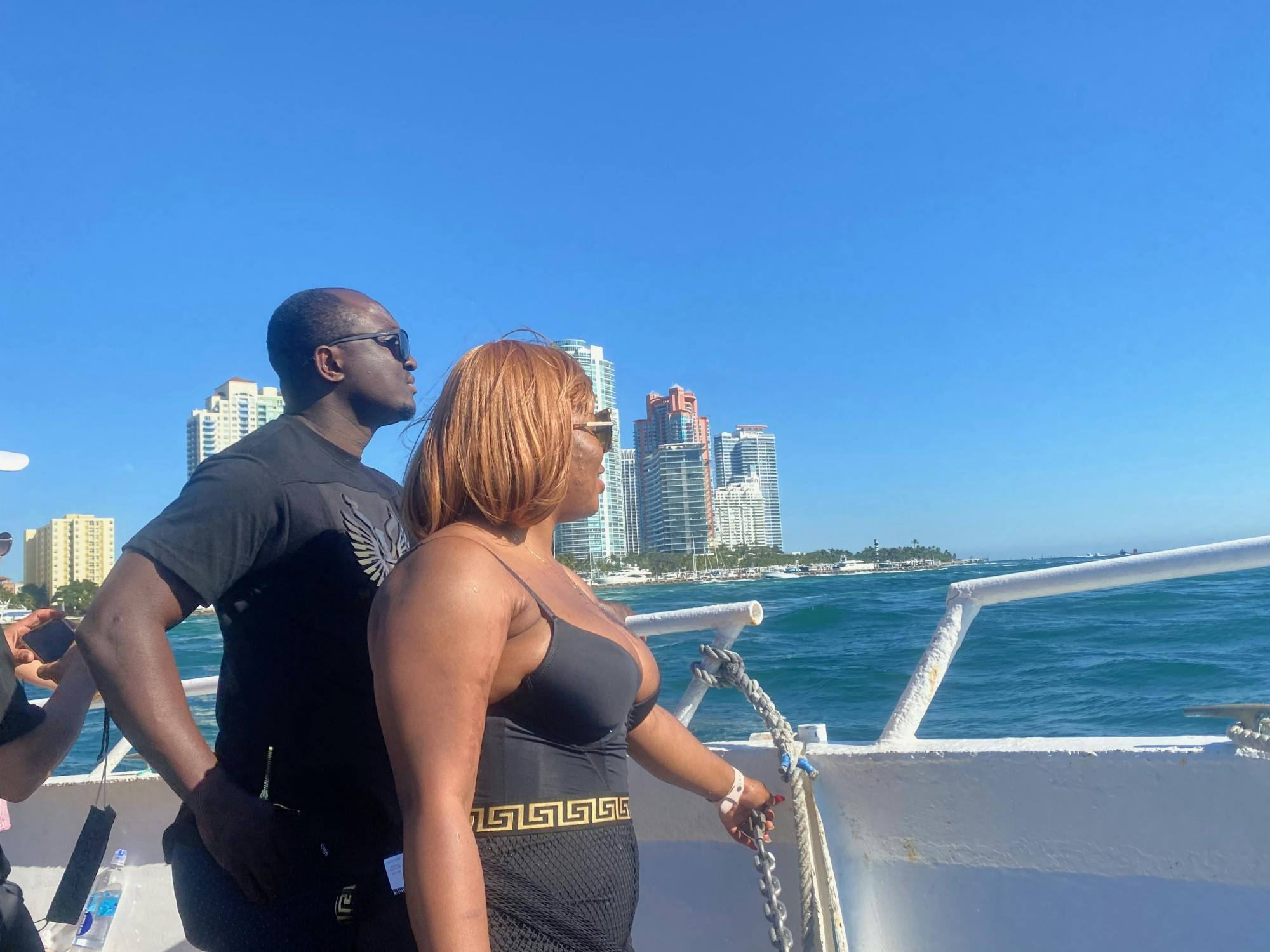 Miami 90 minute Millionaire's Row cruise with hop on off bus tour