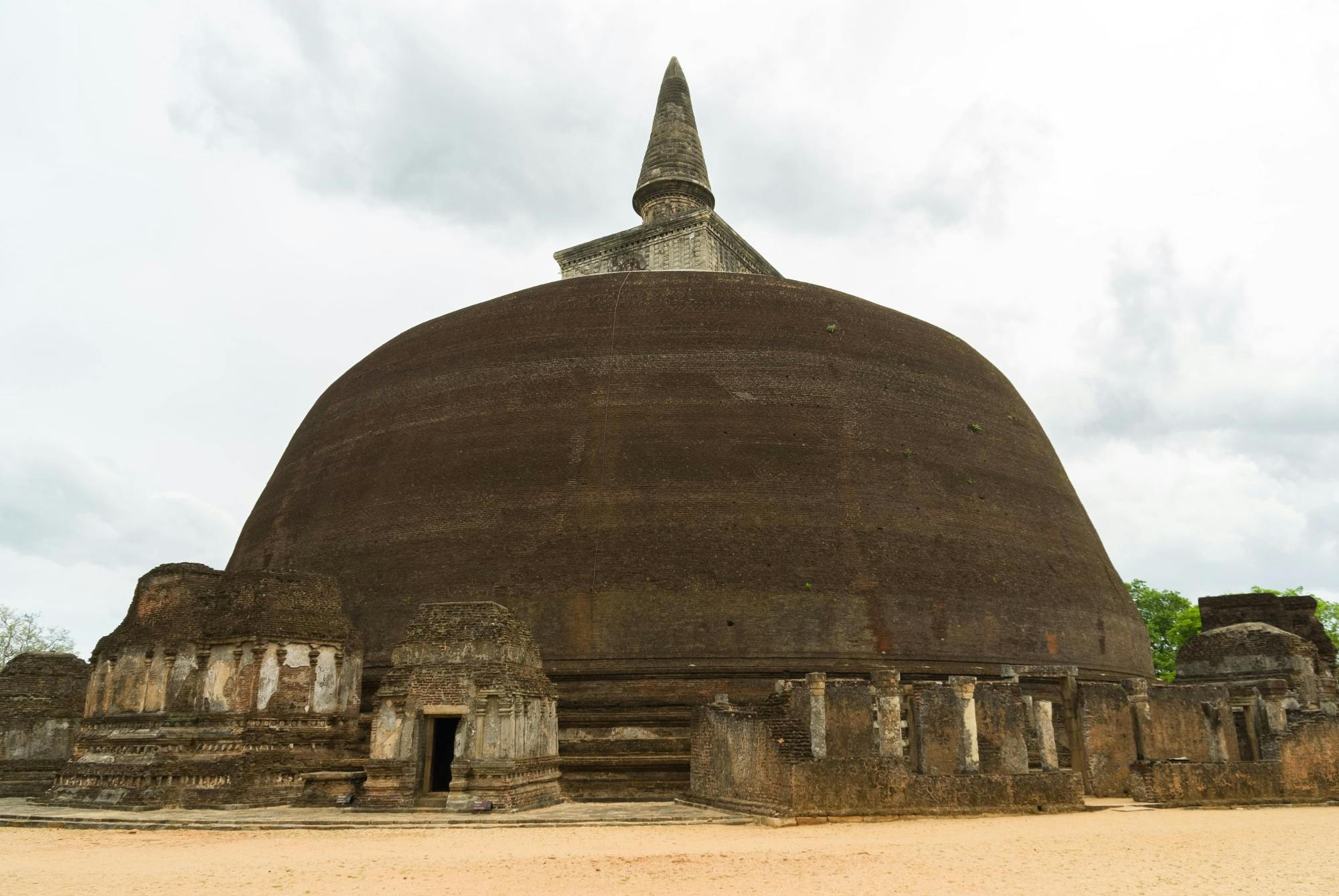 Ancient Polonnaruwa Morning Tour from the East Coast