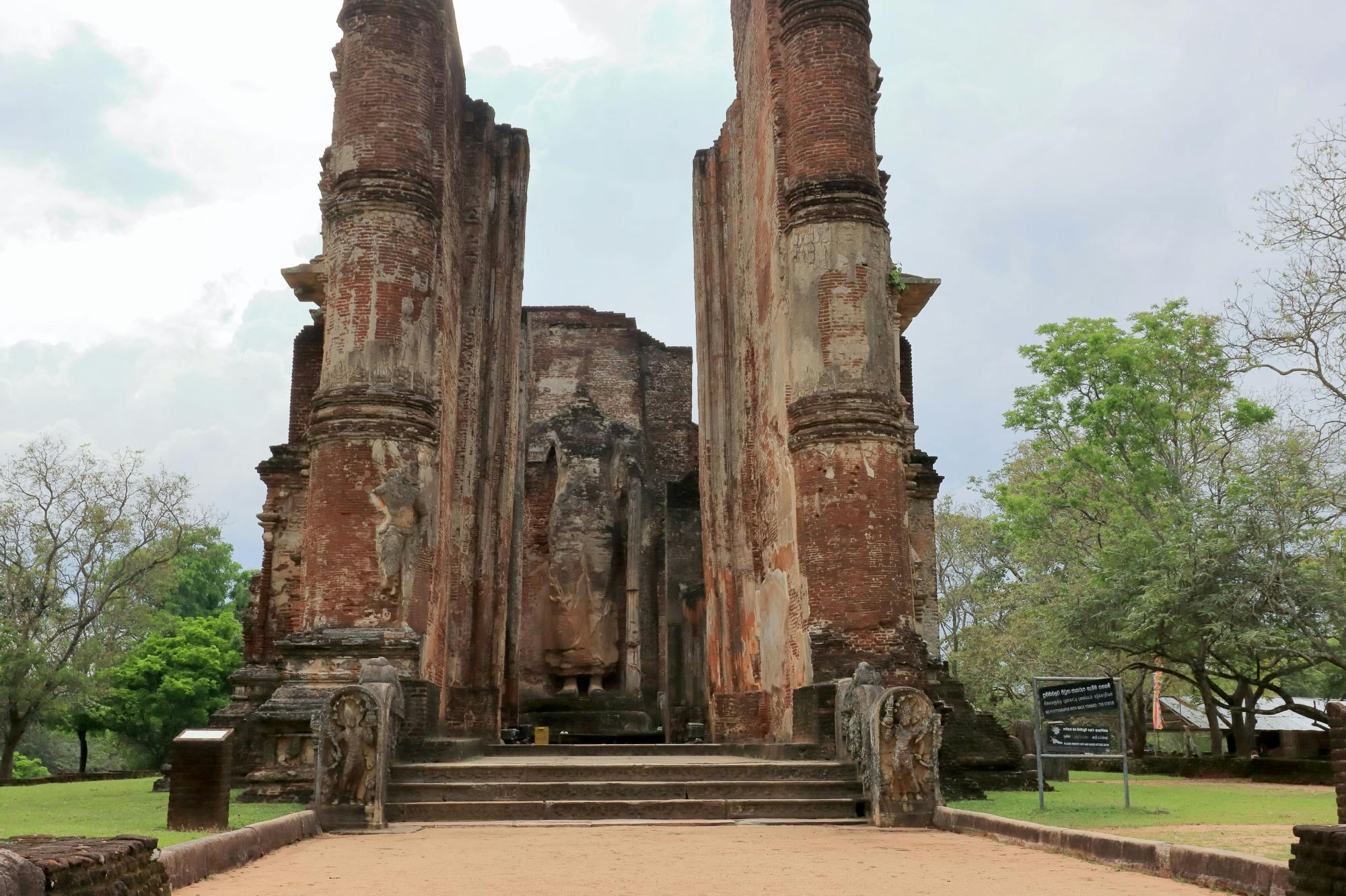 Ancient Polonnaruwa Morning Tour from the East Coast