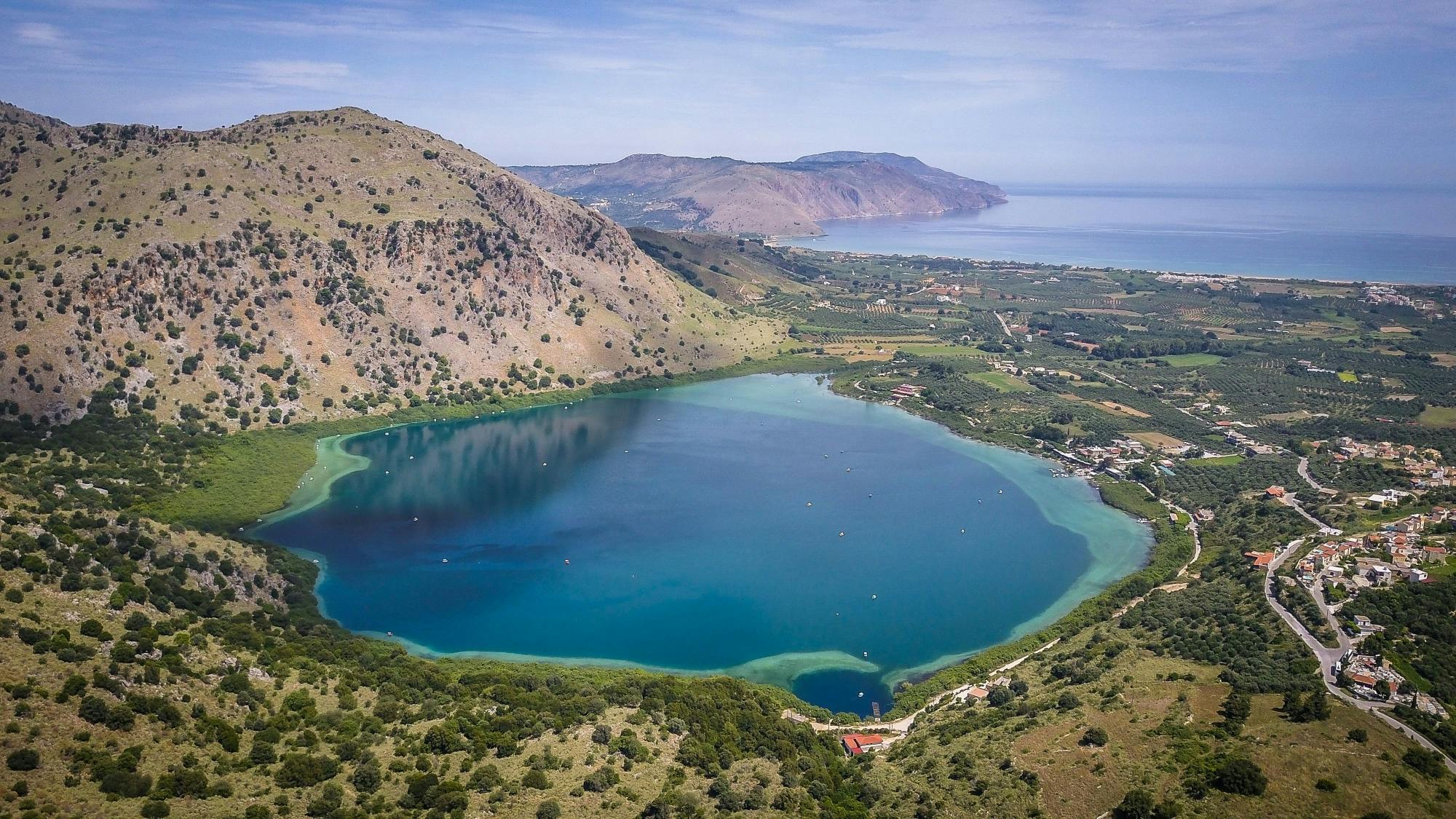 Passeio por Rethymnon e Lago Kournas