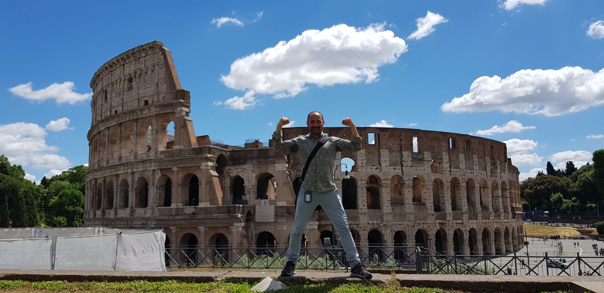 Excursão autêntica para grupos pequenos no Coliseu e no Fórum Romano