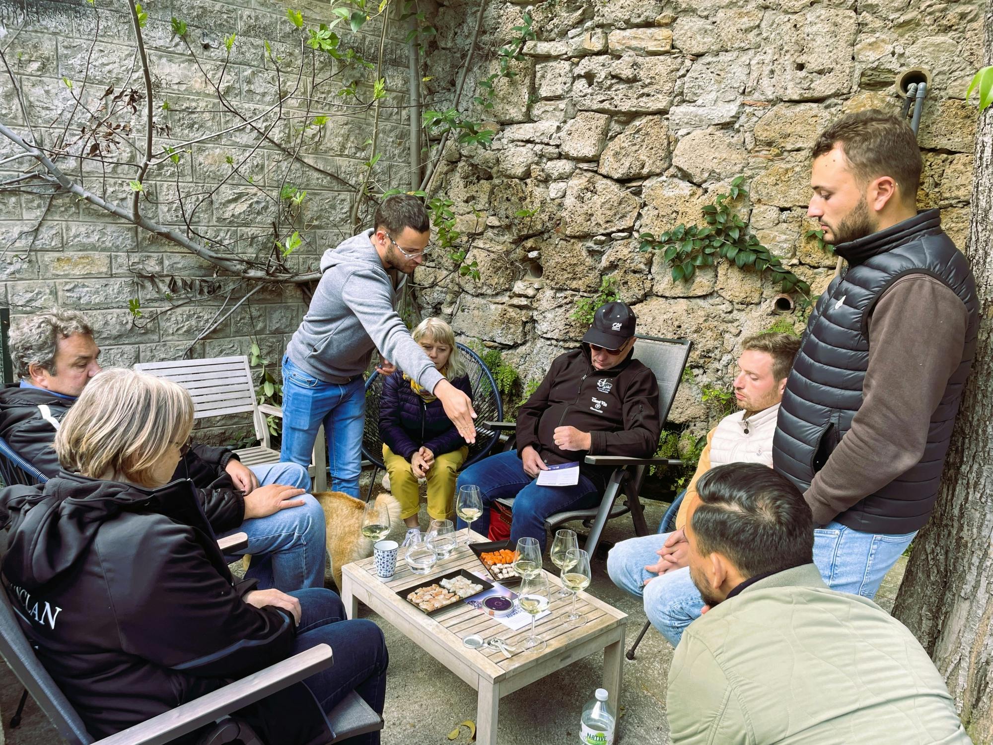 Terrasses du Larzac minibustour van een halve dag met kaviaar- en wijnproeverij