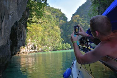 Excursão privada de lancha para Hong Island saindo de Krabi