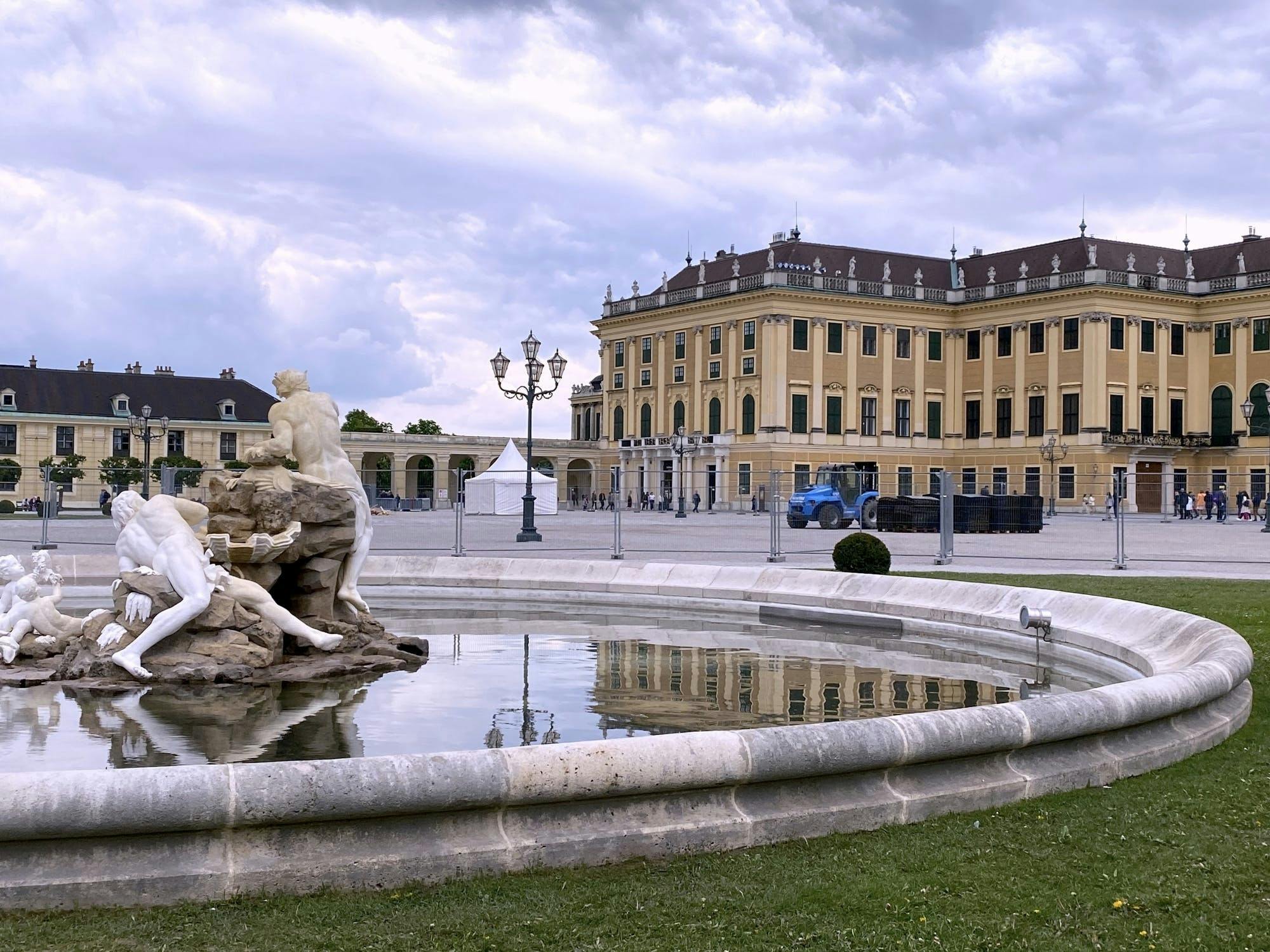 Zwiedzanie Pałacu Schönbrunn