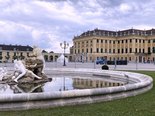 Zwiedzanie Pałacu Schönbrunn