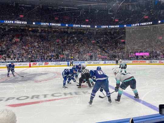 Entradas para el partido de hockey sobre hielo de los Toronto Maple Leafs en el Scotiabank Arena