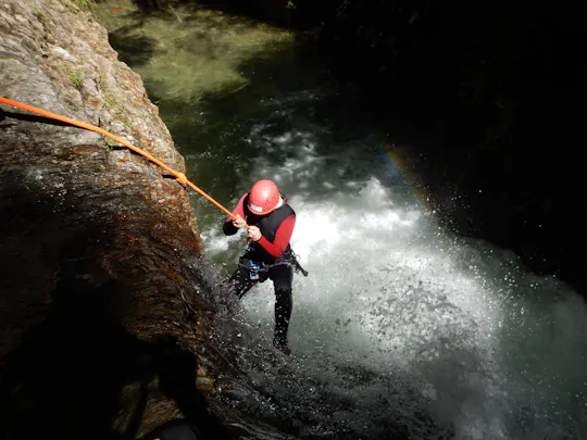 Canyoning beginner tour through the Alpenrosen Canyon