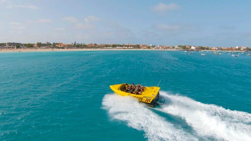 Xtreme jet-boat with transfer