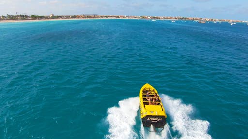 Xtreme jet-boat with transfer