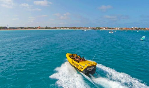 Xtreme jet-boat with transfer