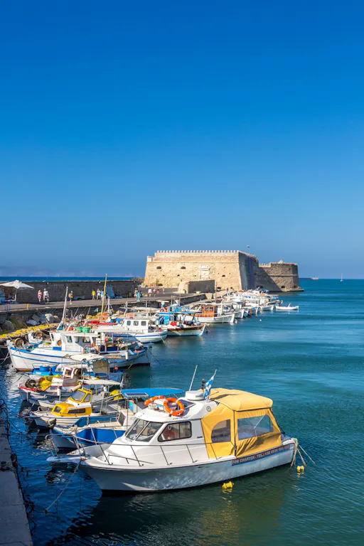 Excursion to Knossos Palace from South Crete