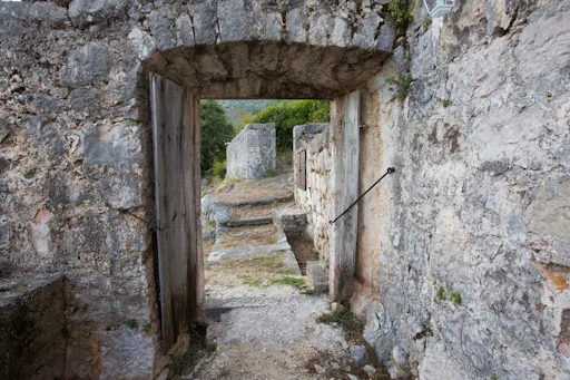 Orašac and Ljubač Villages Tour with Local Delicacy Tastings