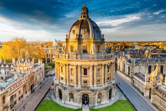 Oxford town and gown guided walking tour