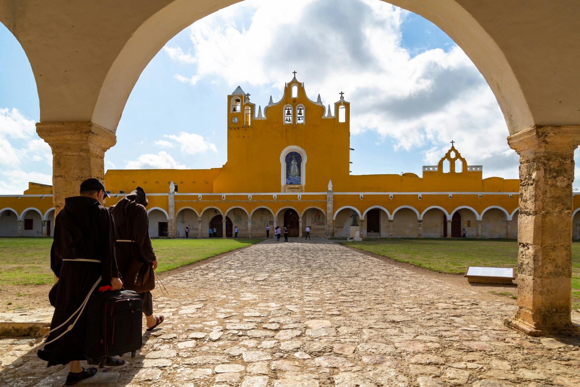 Izamal Magical Town Tour