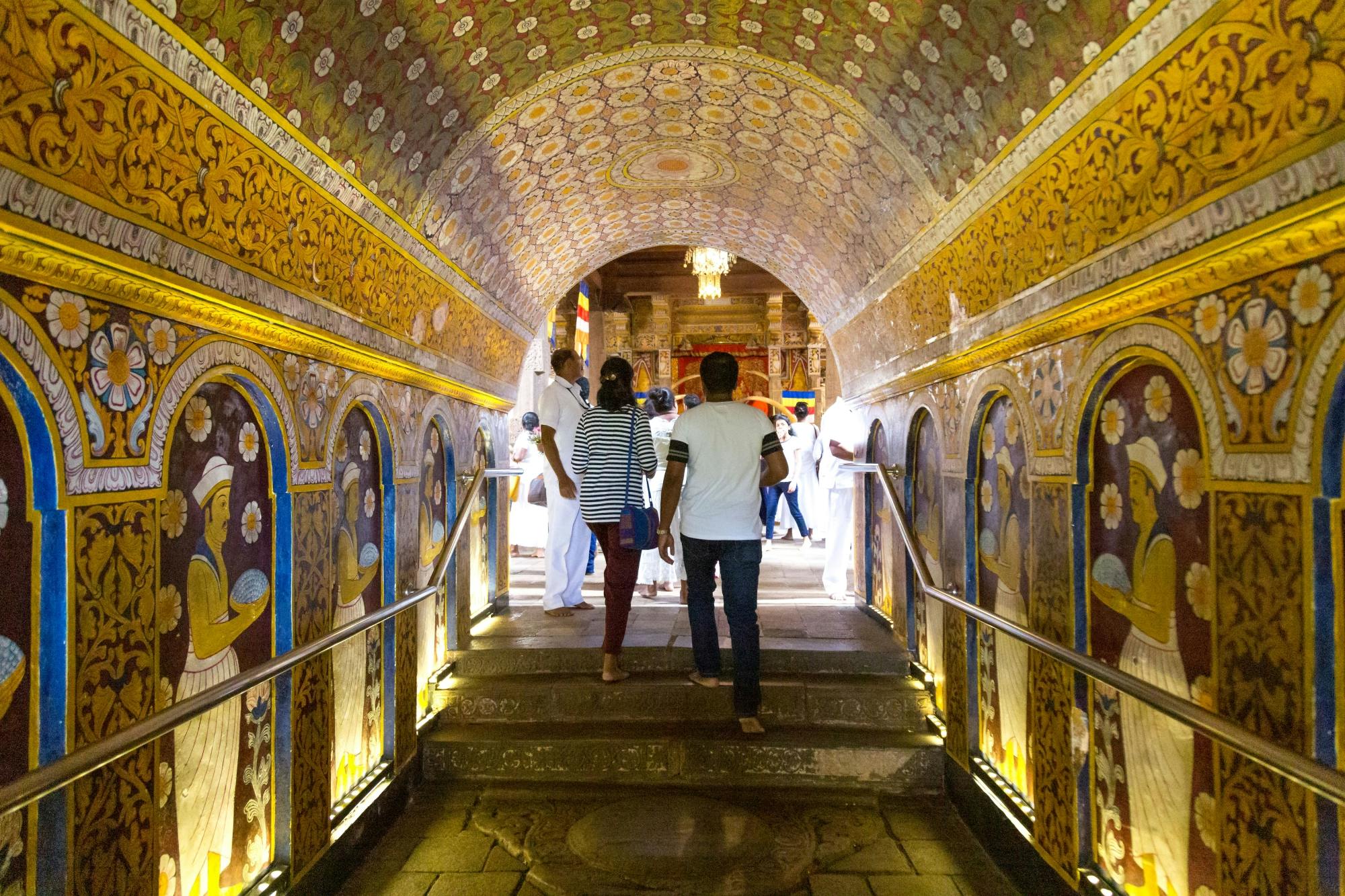 Kandy, Sigiriya and Dambulla Tour