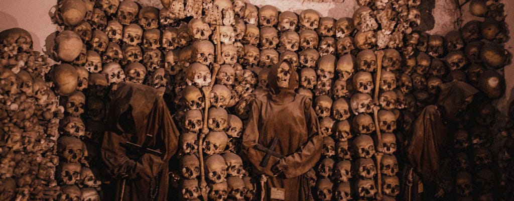 Alleen in de catacomben van Rome: rondleiding na sluitingstijd met bottencrypte