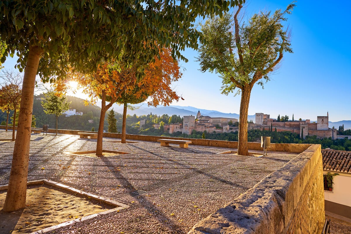 Dagtocht naar Granada vanuit Malaga op uw gemak