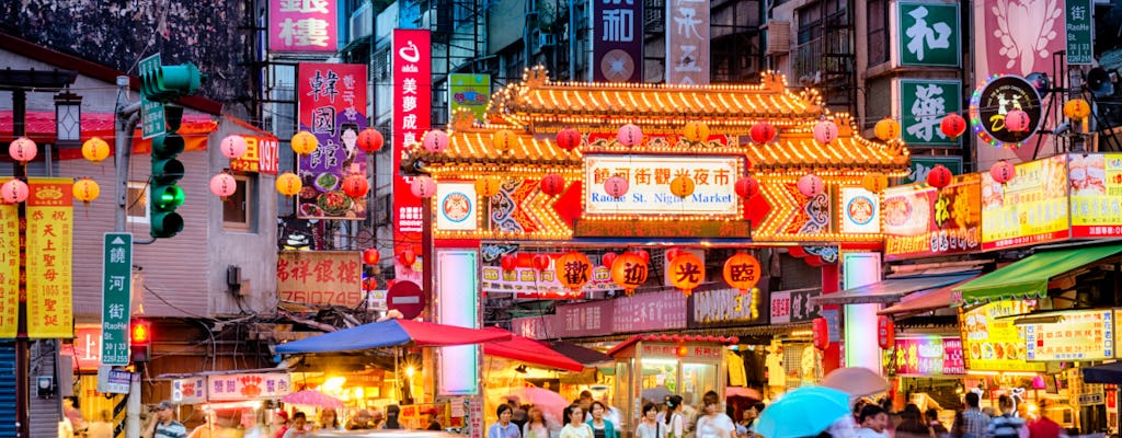 2-hour guided walking tour of Raohe night market