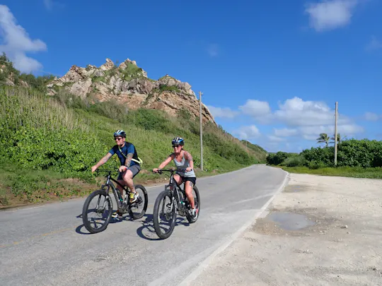 Passeio turístico de bicicleta elétrica em Bajan